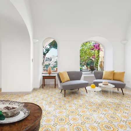 Estate4home - Field Villa