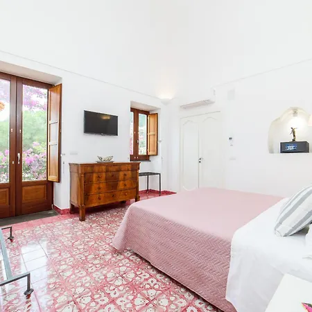 Estate4home - Field Villa