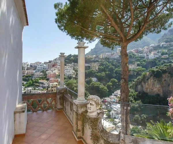 Estate4home - Field Villa